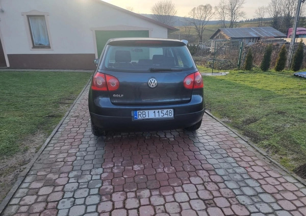 Volkswagen Golf cena 13000 przebieg: 221680, rok produkcji 2005 z Węgliniec małe 46